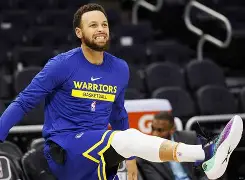 澳门新葡京娱乐城官网_勇士NBA战胜休斯敦火箭库里外线连中